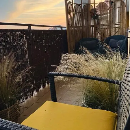 Apartament Slonecznikowy Lejlighed *